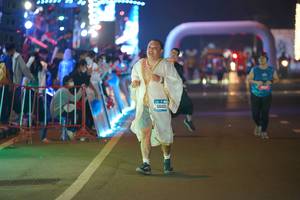 BIB: 68405
                            <button type="button" onclick="openModal(21503235)" class="btn btn-primary btn-sm float-right btn-popup" data-toggle="modal" data-target=".modal-high-quality">
                        <i class="fas fa-shopping-cart"></i> Add to Cart
                    </button>
                                            <button type="button" onclick="isThisMe(21503235, true)" class="btn btn-success btn-sm float-right btn-popup btn-isme hidden" data-toggle="tooltip" data-placement="bottom" title="นี่คือรูปของคุณใช่ไหม คลิกที่นี่เพื่อเอาเข้าอัลบั้ม">
                        <i class="fas fa-plus"></i> Add to album
                    </button>
                    <button type="button" onclick="isThisMe(21503235, false)" class="btn btn-warning btn-sm float-right btn-popup btn-isnotme hidden">
                        <i class="fas fa-ban"></i> Remove from album
                    </button>