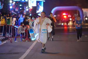 BIB: 68406
                            <button type="button" onclick="openModal(21503305)" class="btn btn-primary btn-sm float-right btn-popup" data-toggle="modal" data-target=".modal-high-quality">
                        <i class="fas fa-shopping-cart"></i> Add to Cart
                    </button>
                                            <button type="button" onclick="isThisMe(21503305, true)" class="btn btn-success btn-sm float-right btn-popup btn-isme hidden" data-toggle="tooltip" data-placement="bottom" title="นี่คือรูปของคุณใช่ไหม คลิกที่นี่เพื่อเอาเข้าอัลบั้ม">
                        <i class="fas fa-plus"></i> Add to album
                    </button>
                    <button type="button" onclick="isThisMe(21503305, false)" class="btn btn-warning btn-sm float-right btn-popup btn-isnotme hidden">
                        <i class="fas fa-ban"></i> Remove from album
                    </button>