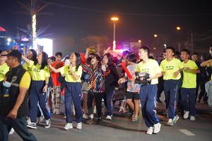 BIB: 
                            <button type="button" onclick="openModal(21504731)" class="btn btn-primary btn-sm float-right btn-popup" data-toggle="modal" data-target=".modal-high-quality">
                        <i class="fas fa-shopping-cart"></i> Add to Cart
                    </button>
                                            <button type="button" onclick="isThisMe(21504731, true)" class="btn btn-success btn-sm float-right btn-popup btn-isme hidden" data-toggle="tooltip" data-placement="bottom" title="นี่คือรูปของคุณใช่ไหม คลิกที่นี่เพื่อเอาเข้าอัลบั้ม">
                        <i class="fas fa-plus"></i> Add to album
                    </button>
                    <button type="button" onclick="isThisMe(21504731, false)" class="btn btn-warning btn-sm float-right btn-popup btn-isnotme hidden">
                        <i class="fas fa-ban"></i> Remove from album
                    </button>