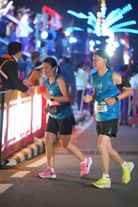 BIB: 417, 0465
                            <button type="button" onclick="openModal(21499821)" class="btn btn-primary btn-sm float-right btn-popup" data-toggle="modal" data-target=".modal-high-quality">
                        <i class="fas fa-shopping-cart"></i> Add to Cart
                    </button>
                                            <button type="button" onclick="isThisMe(21499821, true)" class="btn btn-success btn-sm float-right btn-popup btn-isme hidden" data-toggle="tooltip" data-placement="bottom" title="นี่คือรูปของคุณใช่ไหม คลิกที่นี่เพื่อเอาเข้าอัลบั้ม">
                        <i class="fas fa-plus"></i> Add to album
                    </button>
                    <button type="button" onclick="isThisMe(21499821, false)" class="btn btn-warning btn-sm float-right btn-popup btn-isnotme hidden">
                        <i class="fas fa-ban"></i> Remove from album
                    </button>