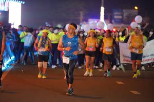 BIB: 2783
                            <button type="button" onclick="openModal(21504104)" class="btn btn-primary btn-sm float-right btn-popup" data-toggle="modal" data-target=".modal-high-quality">
                        <i class="fas fa-shopping-cart"></i> Add to Cart
                    </button>
                                            <button type="button" onclick="isThisMe(21504104, true)" class="btn btn-success btn-sm float-right btn-popup btn-isme hidden" data-toggle="tooltip" data-placement="bottom" title="นี่คือรูปของคุณใช่ไหม คลิกที่นี่เพื่อเอาเข้าอัลบั้ม">
                        <i class="fas fa-plus"></i> Add to album
                    </button>
                    <button type="button" onclick="isThisMe(21504104, false)" class="btn btn-warning btn-sm float-right btn-popup btn-isnotme hidden">
                        <i class="fas fa-ban"></i> Remove from album
                    </button>