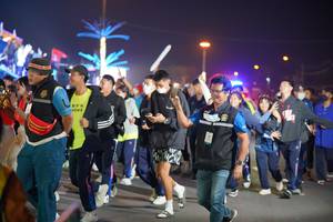 BIB: 
                            <button type="button" onclick="openModal(21504915)" class="btn btn-primary btn-sm float-right btn-popup" data-toggle="modal" data-target=".modal-high-quality">
                        <i class="fas fa-shopping-cart"></i> Add to Cart
                    </button>
                                            <button type="button" onclick="isThisMe(21504915, true)" class="btn btn-success btn-sm float-right btn-popup btn-isme hidden" data-toggle="tooltip" data-placement="bottom" title="นี่คือรูปของคุณใช่ไหม คลิกที่นี่เพื่อเอาเข้าอัลบั้ม">
                        <i class="fas fa-plus"></i> Add to album
                    </button>
                    <button type="button" onclick="isThisMe(21504915, false)" class="btn btn-warning btn-sm float-right btn-popup btn-isnotme hidden">
                        <i class="fas fa-ban"></i> Remove from album
                    </button>