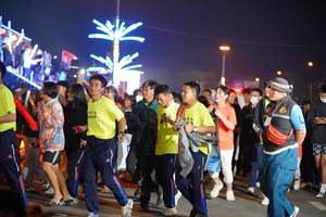 BIB: 
                            <button type="button" onclick="openModal(21504873)" class="btn btn-primary btn-sm float-right btn-popup" data-toggle="modal" data-target=".modal-high-quality">
                        <i class="fas fa-shopping-cart"></i> Add to Cart
                    </button>
                                            <button type="button" onclick="isThisMe(21504873, true)" class="btn btn-success btn-sm float-right btn-popup btn-isme hidden" data-toggle="tooltip" data-placement="bottom" title="นี่คือรูปของคุณใช่ไหม คลิกที่นี่เพื่อเอาเข้าอัลบั้ม">
                        <i class="fas fa-plus"></i> Add to album
                    </button>
                    <button type="button" onclick="isThisMe(21504873, false)" class="btn btn-warning btn-sm float-right btn-popup btn-isnotme hidden">
                        <i class="fas fa-ban"></i> Remove from album
                    </button>