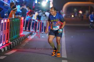 BIB: 43778
                            <button type="button" onclick="openModal(21502676)" class="btn btn-primary btn-sm float-right btn-popup" data-toggle="modal" data-target=".modal-high-quality">
                        <i class="fas fa-shopping-cart"></i> Add to Cart
                    </button>
                                            <button type="button" onclick="isThisMe(21502676, true)" class="btn btn-success btn-sm float-right btn-popup btn-isme hidden" data-toggle="tooltip" data-placement="bottom" title="นี่คือรูปของคุณใช่ไหม คลิกที่นี่เพื่อเอาเข้าอัลบั้ม">
                        <i class="fas fa-plus"></i> Add to album
                    </button>
                    <button type="button" onclick="isThisMe(21502676, false)" class="btn btn-warning btn-sm float-right btn-popup btn-isnotme hidden">
                        <i class="fas fa-ban"></i> Remove from album
                    </button>