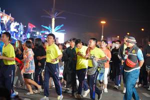 BIB: 
                            <button type="button" onclick="openModal(21504881)" class="btn btn-primary btn-sm float-right btn-popup" data-toggle="modal" data-target=".modal-high-quality">
                        <i class="fas fa-shopping-cart"></i> Add to Cart
                    </button>
                                            <button type="button" onclick="isThisMe(21504881, true)" class="btn btn-success btn-sm float-right btn-popup btn-isme hidden" data-toggle="tooltip" data-placement="bottom" title="นี่คือรูปของคุณใช่ไหม คลิกที่นี่เพื่อเอาเข้าอัลบั้ม">
                        <i class="fas fa-plus"></i> Add to album
                    </button>
                    <button type="button" onclick="isThisMe(21504881, false)" class="btn btn-warning btn-sm float-right btn-popup btn-isnotme hidden">
                        <i class="fas fa-ban"></i> Remove from album
                    </button>