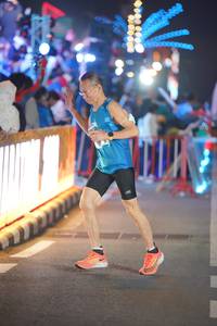 BIB: 10000
                            <button type="button" onclick="openModal(21488873)" class="btn btn-primary btn-sm float-right btn-popup" data-toggle="modal" data-target=".modal-high-quality">
                        <i class="fas fa-shopping-cart"></i> Add to Cart
                    </button>
                                            <button type="button" onclick="isThisMe(21488873, true)" class="btn btn-success btn-sm float-right btn-popup btn-isme hidden" data-toggle="tooltip" data-placement="bottom" title="นี่คือรูปของคุณใช่ไหม คลิกที่นี่เพื่อเอาเข้าอัลบั้ม">
                        <i class="fas fa-plus"></i> Add to album
                    </button>
                    <button type="button" onclick="isThisMe(21488873, false)" class="btn btn-warning btn-sm float-right btn-popup btn-isnotme hidden">
                        <i class="fas fa-ban"></i> Remove from album
                    </button>