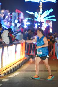 BIB: 43584
                            <button type="button" onclick="openModal(21489939)" class="btn btn-primary btn-sm float-right btn-popup" data-toggle="modal" data-target=".modal-high-quality">
                        <i class="fas fa-shopping-cart"></i> Add to Cart
                    </button>
                                            <button type="button" onclick="isThisMe(21489939, true)" class="btn btn-success btn-sm float-right btn-popup btn-isme hidden" data-toggle="tooltip" data-placement="bottom" title="นี่คือรูปของคุณใช่ไหม คลิกที่นี่เพื่อเอาเข้าอัลบั้ม">
                        <i class="fas fa-plus"></i> Add to album
                    </button>
                    <button type="button" onclick="isThisMe(21489939, false)" class="btn btn-warning btn-sm float-right btn-popup btn-isnotme hidden">
                        <i class="fas fa-ban"></i> Remove from album
                    </button>