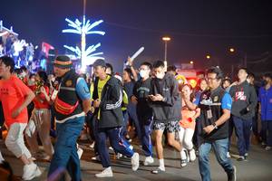 BIB: 
                            <button type="button" onclick="openModal(21504870)" class="btn btn-primary btn-sm float-right btn-popup" data-toggle="modal" data-target=".modal-high-quality">
                        <i class="fas fa-shopping-cart"></i> Add to Cart
                    </button>
                                            <button type="button" onclick="isThisMe(21504870, true)" class="btn btn-success btn-sm float-right btn-popup btn-isme hidden" data-toggle="tooltip" data-placement="bottom" title="นี่คือรูปของคุณใช่ไหม คลิกที่นี่เพื่อเอาเข้าอัลบั้ม">
                        <i class="fas fa-plus"></i> Add to album
                    </button>
                    <button type="button" onclick="isThisMe(21504870, false)" class="btn btn-warning btn-sm float-right btn-popup btn-isnotme hidden">
                        <i class="fas fa-ban"></i> Remove from album
                    </button>