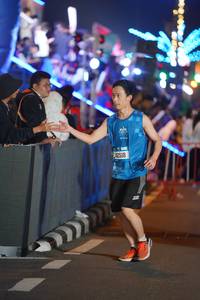 BIB: 42518
                            <button type="button" onclick="openModal(21489358)" class="btn btn-primary btn-sm float-right btn-popup" data-toggle="modal" data-target=".modal-high-quality">
                        <i class="fas fa-shopping-cart"></i> Add to Cart
                    </button>
                                            <button type="button" onclick="isThisMe(21489358, true)" class="btn btn-success btn-sm float-right btn-popup btn-isme hidden" data-toggle="tooltip" data-placement="bottom" title="นี่คือรูปของคุณใช่ไหม คลิกที่นี่เพื่อเอาเข้าอัลบั้ม">
                        <i class="fas fa-plus"></i> Add to album
                    </button>
                    <button type="button" onclick="isThisMe(21489358, false)" class="btn btn-warning btn-sm float-right btn-popup btn-isnotme hidden">
                        <i class="fas fa-ban"></i> Remove from album
                    </button>