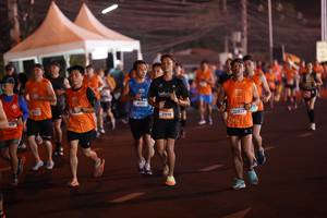 BIB: 22933, 04612
                            <button type="button" onclick="openModal(20535921)" class="btn btn-primary btn-sm float-right btn-popup" data-toggle="modal" data-target=".modal-high-quality">
                        <i class="fas fa-shopping-cart"></i> Add to Cart
                    </button>
                                            <button type="button" onclick="isThisMe(20535921, true)" class="btn btn-success btn-sm float-right btn-popup btn-isme hidden" data-toggle="tooltip" data-placement="bottom" title="นี่คือรูปของคุณใช่ไหม คลิกที่นี่เพื่อเอาเข้าอัลบั้ม">
                        <i class="fas fa-plus"></i> Add to album
                    </button>
                    <button type="button" onclick="isThisMe(20535921, false)" class="btn btn-warning btn-sm float-right btn-popup btn-isnotme hidden">
                        <i class="fas fa-ban"></i> Remove from album
                    </button>