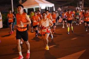 BIB: 772017, 22495
                            <button type="button" onclick="openModal(20519840)" class="btn btn-primary btn-sm float-right btn-popup" data-toggle="modal" data-target=".modal-high-quality">
                        <i class="fas fa-shopping-cart"></i> Add to Cart
                    </button>
                                            <button type="button" onclick="isThisMe(20519840, true)" class="btn btn-success btn-sm float-right btn-popup btn-isme hidden" data-toggle="tooltip" data-placement="bottom" title="นี่คือรูปของคุณใช่ไหม คลิกที่นี่เพื่อเอาเข้าอัลบั้ม">
                        <i class="fas fa-plus"></i> Add to album
                    </button>
                    <button type="button" onclick="isThisMe(20519840, false)" class="btn btn-warning btn-sm float-right btn-popup btn-isnotme hidden">
                        <i class="fas fa-ban"></i> Remove from album
                    </button>