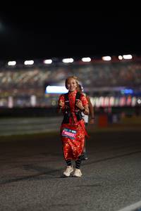 BIB: 45050
                            <button type="button" onclick="openModal(20467013)" class="btn btn-primary btn-sm float-right btn-popup" data-toggle="modal" data-target=".modal-high-quality">
                        <i class="fas fa-shopping-cart"></i> Add to Cart
                    </button>
                                            <button type="button" onclick="isThisMe(20467013, true)" class="btn btn-success btn-sm float-right btn-popup btn-isme hidden" data-toggle="tooltip" data-placement="bottom" title="นี่คือรูปของคุณใช่ไหม คลิกที่นี่เพื่อเอาเข้าอัลบั้ม">
                        <i class="fas fa-plus"></i> Add to album
                    </button>
                    <button type="button" onclick="isThisMe(20467013, false)" class="btn btn-warning btn-sm float-right btn-popup btn-isnotme hidden">
                        <i class="fas fa-ban"></i> Remove from album
                    </button>