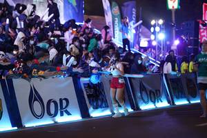 BIB: 200
                            <button type="button" onclick="openModal(21281682)" class="btn btn-primary btn-sm float-right btn-popup" data-toggle="modal" data-target=".modal-high-quality">
                        <i class="fas fa-shopping-cart"></i> Add to Cart
                    </button>
                                            <button type="button" onclick="isThisMe(21281682, true)" class="btn btn-success btn-sm float-right btn-popup btn-isme hidden" data-toggle="tooltip" data-placement="bottom" title="นี่คือรูปของคุณใช่ไหม คลิกที่นี่เพื่อเอาเข้าอัลบั้ม">
                        <i class="fas fa-plus"></i> Add to album
                    </button>
                    <button type="button" onclick="isThisMe(21281682, false)" class="btn btn-warning btn-sm float-right btn-popup btn-isnotme hidden">
                        <i class="fas fa-ban"></i> Remove from album
                    </button>