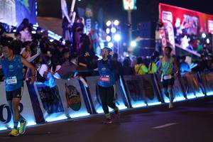 BIB: 42252, 45586
                            <button type="button" onclick="openModal(21285363)" class="btn btn-primary btn-sm float-right btn-popup" data-toggle="modal" data-target=".modal-high-quality">
                        <i class="fas fa-shopping-cart"></i> Add to Cart
                    </button>
                                            <button type="button" onclick="isThisMe(21285363, true)" class="btn btn-success btn-sm float-right btn-popup btn-isme hidden" data-toggle="tooltip" data-placement="bottom" title="นี่คือรูปของคุณใช่ไหม คลิกที่นี่เพื่อเอาเข้าอัลบั้ม">
                        <i class="fas fa-plus"></i> Add to album
                    </button>
                    <button type="button" onclick="isThisMe(21285363, false)" class="btn btn-warning btn-sm float-right btn-popup btn-isnotme hidden">
                        <i class="fas fa-ban"></i> Remove from album
                    </button>