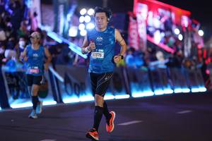 BIB: 43376
                            <button type="button" onclick="openModal(21278092)" class="btn btn-primary btn-sm float-right btn-popup" data-toggle="modal" data-target=".modal-high-quality">
                        <i class="fas fa-shopping-cart"></i> Add to Cart
                    </button>
                                            <button type="button" onclick="isThisMe(21278092, true)" class="btn btn-success btn-sm float-right btn-popup btn-isme hidden" data-toggle="tooltip" data-placement="bottom" title="นี่คือรูปของคุณใช่ไหม คลิกที่นี่เพื่อเอาเข้าอัลบั้ม">
                        <i class="fas fa-plus"></i> Add to album
                    </button>
                    <button type="button" onclick="isThisMe(21278092, false)" class="btn btn-warning btn-sm float-right btn-popup btn-isnotme hidden">
                        <i class="fas fa-ban"></i> Remove from album
                    </button>