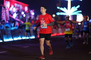 BIB: 42004
                            <button type="button" onclick="openModal(21280252)" class="btn btn-primary btn-sm float-right btn-popup" data-toggle="modal" data-target=".modal-high-quality">
                        <i class="fas fa-shopping-cart"></i> Add to Cart
                    </button>
                                            <button type="button" onclick="isThisMe(21280252, true)" class="btn btn-success btn-sm float-right btn-popup btn-isme hidden" data-toggle="tooltip" data-placement="bottom" title="นี่คือรูปของคุณใช่ไหม คลิกที่นี่เพื่อเอาเข้าอัลบั้ม">
                        <i class="fas fa-plus"></i> Add to album
                    </button>
                    <button type="button" onclick="isThisMe(21280252, false)" class="btn btn-warning btn-sm float-right btn-popup btn-isnotme hidden">
                        <i class="fas fa-ban"></i> Remove from album
                    </button>