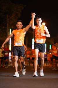 BIB: 20131, 20130
                            <button type="button" onclick="openModal(19758158)" class="btn btn-primary btn-sm float-right btn-popup" data-toggle="modal" data-target=".modal-high-quality">
                        <i class="fas fa-shopping-cart"></i> Add to Cart
                    </button>
                                            <button type="button" onclick="isThisMe(19758158, true)" class="btn btn-success btn-sm float-right btn-popup btn-isme hidden" data-toggle="tooltip" data-placement="bottom" title="นี่คือรูปของคุณใช่ไหม คลิกที่นี่เพื่อเอาเข้าอัลบั้ม">
                        <i class="fas fa-plus"></i> Add to album
                    </button>
                    <button type="button" onclick="isThisMe(19758158, false)" class="btn btn-warning btn-sm float-right btn-popup btn-isnotme hidden">
                        <i class="fas fa-ban"></i> Remove from album
                    </button>