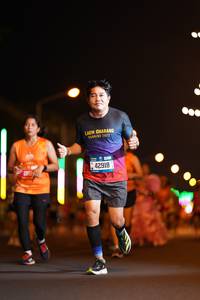 BIB: 2012, 42918
                            <button type="button" onclick="openModal(19925094)" class="btn btn-primary btn-sm float-right btn-popup" data-toggle="modal" data-target=".modal-high-quality">
                        <i class="fas fa-shopping-cart"></i> Add to Cart
                    </button>
                                            <button type="button" onclick="isThisMe(19925094, true)" class="btn btn-success btn-sm float-right btn-popup btn-isme hidden" data-toggle="tooltip" data-placement="bottom" title="นี่คือรูปของคุณใช่ไหม คลิกที่นี่เพื่อเอาเข้าอัลบั้ม">
                        <i class="fas fa-plus"></i> Add to album
                    </button>
                    <button type="button" onclick="isThisMe(19925094, false)" class="btn btn-warning btn-sm float-right btn-popup btn-isnotme hidden">
                        <i class="fas fa-ban"></i> Remove from album
                    </button>