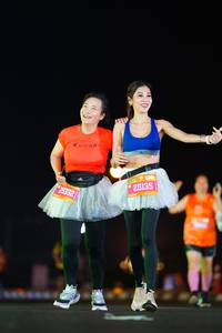 BIB: 25332, 25135
                            <button type="button" onclick="openModal(20186265)" class="btn btn-primary btn-sm float-right btn-popup" data-toggle="modal" data-target=".modal-high-quality">
                        <i class="fas fa-shopping-cart"></i> Add to Cart
                    </button>
                                            <button type="button" onclick="isThisMe(20186265, true)" class="btn btn-success btn-sm float-right btn-popup btn-isme hidden" data-toggle="tooltip" data-placement="bottom" title="นี่คือรูปของคุณใช่ไหม คลิกที่นี่เพื่อเอาเข้าอัลบั้ม">
                        <i class="fas fa-plus"></i> Add to album
                    </button>
                    <button type="button" onclick="isThisMe(20186265, false)" class="btn btn-warning btn-sm float-right btn-popup btn-isnotme hidden">
                        <i class="fas fa-ban"></i> Remove from album
                    </button>
