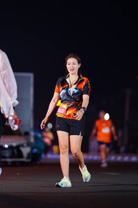 BIB: 933
                            <button type="button" onclick="openModal(20208588)" class="btn btn-primary btn-sm float-right btn-popup" data-toggle="modal" data-target=".modal-high-quality">
                        <i class="fas fa-shopping-cart"></i> Add to Cart
                    </button>
                                            <button type="button" onclick="isThisMe(20208588, true)" class="btn btn-success btn-sm float-right btn-popup btn-isme hidden" data-toggle="tooltip" data-placement="bottom" title="นี่คือรูปของคุณใช่ไหม คลิกที่นี่เพื่อเอาเข้าอัลบั้ม">
                        <i class="fas fa-plus"></i> Add to album
                    </button>
                    <button type="button" onclick="isThisMe(20208588, false)" class="btn btn-warning btn-sm float-right btn-popup btn-isnotme hidden">
                        <i class="fas fa-ban"></i> Remove from album
                    </button>