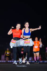 BIB: 25135
                            <button type="button" onclick="openModal(20184634)" class="btn btn-primary btn-sm float-right btn-popup" data-toggle="modal" data-target=".modal-high-quality">
                        <i class="fas fa-shopping-cart"></i> Add to Cart
                    </button>
                                            <button type="button" onclick="isThisMe(20184634, true)" class="btn btn-success btn-sm float-right btn-popup btn-isme hidden" data-toggle="tooltip" data-placement="bottom" title="นี่คือรูปของคุณใช่ไหม คลิกที่นี่เพื่อเอาเข้าอัลบั้ม">
                        <i class="fas fa-plus"></i> Add to album
                    </button>
                    <button type="button" onclick="isThisMe(20184634, false)" class="btn btn-warning btn-sm float-right btn-popup btn-isnotme hidden">
                        <i class="fas fa-ban"></i> Remove from album
                    </button>