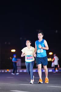 BIB: 45250, 40955
                            <button type="button" onclick="openModal(20350906)" class="btn btn-primary btn-sm float-right btn-popup" data-toggle="modal" data-target=".modal-high-quality">
                        <i class="fas fa-shopping-cart"></i> Add to Cart
                    </button>
                                            <button type="button" onclick="isThisMe(20350906, true)" class="btn btn-success btn-sm float-right btn-popup btn-isme hidden" data-toggle="tooltip" data-placement="bottom" title="นี่คือรูปของคุณใช่ไหม คลิกที่นี่เพื่อเอาเข้าอัลบั้ม">
                        <i class="fas fa-plus"></i> Add to album
                    </button>
                    <button type="button" onclick="isThisMe(20350906, false)" class="btn btn-warning btn-sm float-right btn-popup btn-isnotme hidden">
                        <i class="fas fa-ban"></i> Remove from album
                    </button>