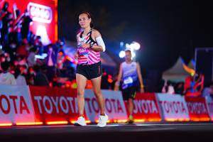 BIB: 15481
                            <button type="button" onclick="openModal(19980441)" class="btn btn-primary btn-sm float-right btn-popup" data-toggle="modal" data-target=".modal-high-quality">
                        <i class="fas fa-shopping-cart"></i> Add to Cart
                    </button>
                                            <button type="button" onclick="isThisMe(19980441, true)" class="btn btn-success btn-sm float-right btn-popup btn-isme hidden" data-toggle="tooltip" data-placement="bottom" title="นี่คือรูปของคุณใช่ไหม คลิกที่นี่เพื่อเอาเข้าอัลบั้ม">
                        <i class="fas fa-plus"></i> Add to album
                    </button>
                    <button type="button" onclick="isThisMe(19980441, false)" class="btn btn-warning btn-sm float-right btn-popup btn-isnotme hidden">
                        <i class="fas fa-ban"></i> Remove from album
                    </button>