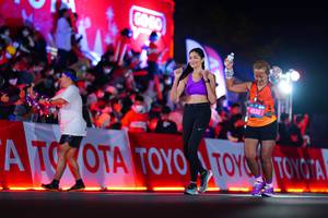 BIB: 4531
                            <button type="button" onclick="openModal(19957107)" class="btn btn-primary btn-sm float-right btn-popup" data-toggle="modal" data-target=".modal-high-quality">
                        <i class="fas fa-shopping-cart"></i> Add to Cart
                    </button>
                                            <button type="button" onclick="isThisMe(19957107, true)" class="btn btn-success btn-sm float-right btn-popup btn-isme hidden" data-toggle="tooltip" data-placement="bottom" title="นี่คือรูปของคุณใช่ไหม คลิกที่นี่เพื่อเอาเข้าอัลบั้ม">
                        <i class="fas fa-plus"></i> Add to album
                    </button>
                    <button type="button" onclick="isThisMe(19957107, false)" class="btn btn-warning btn-sm float-right btn-popup btn-isnotme hidden">
                        <i class="fas fa-ban"></i> Remove from album
                    </button>