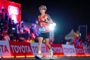 BIB: 40331
                            <button type="button" onclick="openModal(19980345)" class="btn btn-primary btn-sm float-right btn-popup" data-toggle="modal" data-target=".modal-high-quality">
                        <i class="fas fa-shopping-cart"></i> Add to Cart
                    </button>
                                            <button type="button" onclick="isThisMe(19980345, true)" class="btn btn-success btn-sm float-right btn-popup btn-isme hidden" data-toggle="tooltip" data-placement="bottom" title="นี่คือรูปของคุณใช่ไหม คลิกที่นี่เพื่อเอาเข้าอัลบั้ม">
                        <i class="fas fa-plus"></i> Add to album
                    </button>
                    <button type="button" onclick="isThisMe(19980345, false)" class="btn btn-warning btn-sm float-right btn-popup btn-isnotme hidden">
                        <i class="fas fa-ban"></i> Remove from album
                    </button>