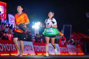 BIB: 43675
                            <button type="button" onclick="openModal(19958719)" class="btn btn-primary btn-sm float-right btn-popup" data-toggle="modal" data-target=".modal-high-quality">
                        <i class="fas fa-shopping-cart"></i> Add to Cart
                    </button>
                                            <button type="button" onclick="isThisMe(19958719, true)" class="btn btn-success btn-sm float-right btn-popup btn-isme hidden" data-toggle="tooltip" data-placement="bottom" title="นี่คือรูปของคุณใช่ไหม คลิกที่นี่เพื่อเอาเข้าอัลบั้ม">
                        <i class="fas fa-plus"></i> Add to album
                    </button>
                    <button type="button" onclick="isThisMe(19958719, false)" class="btn btn-warning btn-sm float-right btn-popup btn-isnotme hidden">
                        <i class="fas fa-ban"></i> Remove from album
                    </button>