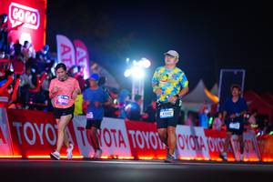 BIB: 352, 43592
                            <button type="button" onclick="openModal(19971513)" class="btn btn-primary btn-sm float-right btn-popup" data-toggle="modal" data-target=".modal-high-quality">
                        <i class="fas fa-shopping-cart"></i> Add to Cart
                    </button>
                                            <button type="button" onclick="isThisMe(19971513, true)" class="btn btn-success btn-sm float-right btn-popup btn-isme hidden" data-toggle="tooltip" data-placement="bottom" title="นี่คือรูปของคุณใช่ไหม คลิกที่นี่เพื่อเอาเข้าอัลบั้ม">
                        <i class="fas fa-plus"></i> Add to album
                    </button>
                    <button type="button" onclick="isThisMe(19971513, false)" class="btn btn-warning btn-sm float-right btn-popup btn-isnotme hidden">
                        <i class="fas fa-ban"></i> Remove from album
                    </button>