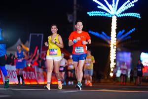 BIB: 85408, 85402, 000000
                            <button type="button" onclick="openModal(19976097)" class="btn btn-primary btn-sm float-right btn-popup" data-toggle="modal" data-target=".modal-high-quality">
                        <i class="fas fa-shopping-cart"></i> Add to Cart
                    </button>
                                            <button type="button" onclick="isThisMe(19976097, true)" class="btn btn-success btn-sm float-right btn-popup btn-isme hidden" data-toggle="tooltip" data-placement="bottom" title="นี่คือรูปของคุณใช่ไหม คลิกที่นี่เพื่อเอาเข้าอัลบั้ม">
                        <i class="fas fa-plus"></i> Add to album
                    </button>
                    <button type="button" onclick="isThisMe(19976097, false)" class="btn btn-warning btn-sm float-right btn-popup btn-isnotme hidden">
                        <i class="fas fa-ban"></i> Remove from album
                    </button>