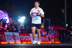 BIB: 42909
                            <button type="button" onclick="openModal(19959121)" class="btn btn-primary btn-sm float-right btn-popup" data-toggle="modal" data-target=".modal-high-quality">
                        <i class="fas fa-shopping-cart"></i> Add to Cart
                    </button>
                                            <button type="button" onclick="isThisMe(19959121, true)" class="btn btn-success btn-sm float-right btn-popup btn-isme hidden" data-toggle="tooltip" data-placement="bottom" title="นี่คือรูปของคุณใช่ไหม คลิกที่นี่เพื่อเอาเข้าอัลบั้ม">
                        <i class="fas fa-plus"></i> Add to album
                    </button>
                    <button type="button" onclick="isThisMe(19959121, false)" class="btn btn-warning btn-sm float-right btn-popup btn-isnotme hidden">
                        <i class="fas fa-ban"></i> Remove from album
                    </button>