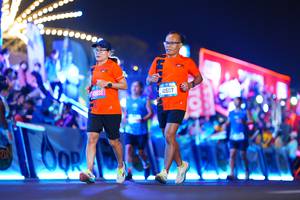 BIB: 0000, 327, 41507
                            <button type="button" onclick="openModal(19940261)" class="btn btn-primary btn-sm float-right btn-popup" data-toggle="modal" data-target=".modal-high-quality">
                        <i class="fas fa-shopping-cart"></i> Add to Cart
                    </button>
                                            <button type="button" onclick="isThisMe(19940261, true)" class="btn btn-success btn-sm float-right btn-popup btn-isme hidden" data-toggle="tooltip" data-placement="bottom" title="นี่คือรูปของคุณใช่ไหม คลิกที่นี่เพื่อเอาเข้าอัลบั้ม">
                        <i class="fas fa-plus"></i> Add to album
                    </button>
                    <button type="button" onclick="isThisMe(19940261, false)" class="btn btn-warning btn-sm float-right btn-popup btn-isnotme hidden">
                        <i class="fas fa-ban"></i> Remove from album
                    </button>