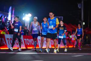 BIB: 43897
                            <button type="button" onclick="openModal(19974303)" class="btn btn-primary btn-sm float-right btn-popup" data-toggle="modal" data-target=".modal-high-quality">
                        <i class="fas fa-shopping-cart"></i> Add to Cart
                    </button>
                                            <button type="button" onclick="isThisMe(19974303, true)" class="btn btn-success btn-sm float-right btn-popup btn-isme hidden" data-toggle="tooltip" data-placement="bottom" title="นี่คือรูปของคุณใช่ไหม คลิกที่นี่เพื่อเอาเข้าอัลบั้ม">
                        <i class="fas fa-plus"></i> Add to album
                    </button>
                    <button type="button" onclick="isThisMe(19974303, false)" class="btn btn-warning btn-sm float-right btn-popup btn-isnotme hidden">
                        <i class="fas fa-ban"></i> Remove from album
                    </button>