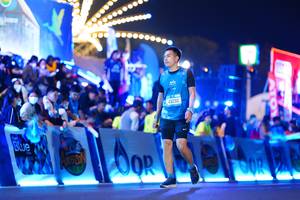 BIB: 43292
                            <button type="button" onclick="openModal(19950995)" class="btn btn-primary btn-sm float-right btn-popup" data-toggle="modal" data-target=".modal-high-quality">
                        <i class="fas fa-shopping-cart"></i> Add to Cart
                    </button>
                                            <button type="button" onclick="isThisMe(19950995, true)" class="btn btn-success btn-sm float-right btn-popup btn-isme hidden" data-toggle="tooltip" data-placement="bottom" title="นี่คือรูปของคุณใช่ไหม คลิกที่นี่เพื่อเอาเข้าอัลบั้ม">
                        <i class="fas fa-plus"></i> Add to album
                    </button>
                    <button type="button" onclick="isThisMe(19950995, false)" class="btn btn-warning btn-sm float-right btn-popup btn-isnotme hidden">
                        <i class="fas fa-ban"></i> Remove from album
                    </button>