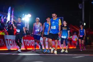 BIB: 43897, 4102
                            <button type="button" onclick="openModal(19974258)" class="btn btn-primary btn-sm float-right btn-popup" data-toggle="modal" data-target=".modal-high-quality">
                        <i class="fas fa-shopping-cart"></i> Add to Cart
                    </button>
                                            <button type="button" onclick="isThisMe(19974258, true)" class="btn btn-success btn-sm float-right btn-popup btn-isme hidden" data-toggle="tooltip" data-placement="bottom" title="นี่คือรูปของคุณใช่ไหม คลิกที่นี่เพื่อเอาเข้าอัลบั้ม">
                        <i class="fas fa-plus"></i> Add to album
                    </button>
                    <button type="button" onclick="isThisMe(19974258, false)" class="btn btn-warning btn-sm float-right btn-popup btn-isnotme hidden">
                        <i class="fas fa-ban"></i> Remove from album
                    </button>