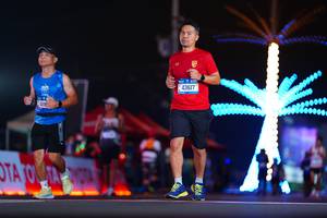 BIB: 418, 43617
                            <button type="button" onclick="openModal(19954271)" class="btn btn-primary btn-sm float-right btn-popup" data-toggle="modal" data-target=".modal-high-quality">
                        <i class="fas fa-shopping-cart"></i> Add to Cart
                    </button>
                                            <button type="button" onclick="isThisMe(19954271, true)" class="btn btn-success btn-sm float-right btn-popup btn-isme hidden" data-toggle="tooltip" data-placement="bottom" title="นี่คือรูปของคุณใช่ไหม คลิกที่นี่เพื่อเอาเข้าอัลบั้ม">
                        <i class="fas fa-plus"></i> Add to album
                    </button>
                    <button type="button" onclick="isThisMe(19954271, false)" class="btn btn-warning btn-sm float-right btn-popup btn-isnotme hidden">
                        <i class="fas fa-ban"></i> Remove from album
                    </button>