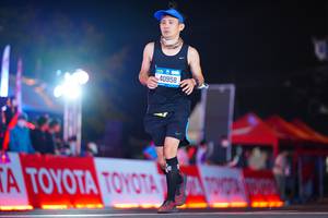 BIB: 40958
                            <button type="button" onclick="openModal(19952974)" class="btn btn-primary btn-sm float-right btn-popup" data-toggle="modal" data-target=".modal-high-quality">
                        <i class="fas fa-shopping-cart"></i> Add to Cart
                    </button>
                                            <button type="button" onclick="isThisMe(19952974, true)" class="btn btn-success btn-sm float-right btn-popup btn-isme hidden" data-toggle="tooltip" data-placement="bottom" title="นี่คือรูปของคุณใช่ไหม คลิกที่นี่เพื่อเอาเข้าอัลบั้ม">
                        <i class="fas fa-plus"></i> Add to album
                    </button>
                    <button type="button" onclick="isThisMe(19952974, false)" class="btn btn-warning btn-sm float-right btn-popup btn-isnotme hidden">
                        <i class="fas fa-ban"></i> Remove from album
                    </button>