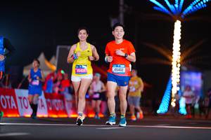 BIB: 85406, 85402
                            <button type="button" onclick="openModal(19976295)" class="btn btn-primary btn-sm float-right btn-popup" data-toggle="modal" data-target=".modal-high-quality">
                        <i class="fas fa-shopping-cart"></i> Add to Cart
                    </button>
                                            <button type="button" onclick="isThisMe(19976295, true)" class="btn btn-success btn-sm float-right btn-popup btn-isme hidden" data-toggle="tooltip" data-placement="bottom" title="นี่คือรูปของคุณใช่ไหม คลิกที่นี่เพื่อเอาเข้าอัลบั้ม">
                        <i class="fas fa-plus"></i> Add to album
                    </button>
                    <button type="button" onclick="isThisMe(19976295, false)" class="btn btn-warning btn-sm float-right btn-popup btn-isnotme hidden">
                        <i class="fas fa-ban"></i> Remove from album
                    </button>