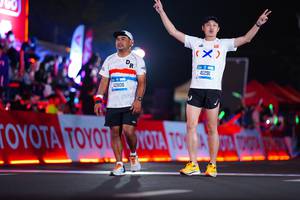 BIB: 42806, 41291
                            <button type="button" onclick="openModal(19975754)" class="btn btn-primary btn-sm float-right btn-popup" data-toggle="modal" data-target=".modal-high-quality">
                        <i class="fas fa-shopping-cart"></i> Add to Cart
                    </button>
                                            <button type="button" onclick="isThisMe(19975754, true)" class="btn btn-success btn-sm float-right btn-popup btn-isme hidden" data-toggle="tooltip" data-placement="bottom" title="นี่คือรูปของคุณใช่ไหม คลิกที่นี่เพื่อเอาเข้าอัลบั้ม">
                        <i class="fas fa-plus"></i> Add to album
                    </button>
                    <button type="button" onclick="isThisMe(19975754, false)" class="btn btn-warning btn-sm float-right btn-popup btn-isnotme hidden">
                        <i class="fas fa-ban"></i> Remove from album
                    </button>