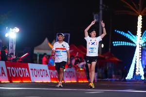 BIB: 41251
                            <button type="button" onclick="openModal(19975469)" class="btn btn-primary btn-sm float-right btn-popup" data-toggle="modal" data-target=".modal-high-quality">
                        <i class="fas fa-shopping-cart"></i> Add to Cart
                    </button>
                                            <button type="button" onclick="isThisMe(19975469, true)" class="btn btn-success btn-sm float-right btn-popup btn-isme hidden" data-toggle="tooltip" data-placement="bottom" title="นี่คือรูปของคุณใช่ไหม คลิกที่นี่เพื่อเอาเข้าอัลบั้ม">
                        <i class="fas fa-plus"></i> Add to album
                    </button>
                    <button type="button" onclick="isThisMe(19975469, false)" class="btn btn-warning btn-sm float-right btn-popup btn-isnotme hidden">
                        <i class="fas fa-ban"></i> Remove from album
                    </button>