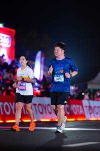 BIB: 46035, 44171
                            <button type="button" onclick="openModal(19978315)" class="btn btn-primary btn-sm float-right btn-popup" data-toggle="modal" data-target=".modal-high-quality">
                        <i class="fas fa-shopping-cart"></i> Add to Cart
                    </button>
                                            <button type="button" onclick="isThisMe(19978315, true)" class="btn btn-success btn-sm float-right btn-popup btn-isme hidden" data-toggle="tooltip" data-placement="bottom" title="นี่คือรูปของคุณใช่ไหม คลิกที่นี่เพื่อเอาเข้าอัลบั้ม">
                        <i class="fas fa-plus"></i> Add to album
                    </button>
                    <button type="button" onclick="isThisMe(19978315, false)" class="btn btn-warning btn-sm float-right btn-popup btn-isnotme hidden">
                        <i class="fas fa-ban"></i> Remove from album
                    </button>