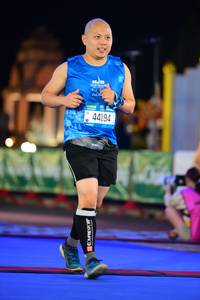 BIB: 44194
                            <button type="button" onclick="openModal(20514132)" class="btn btn-primary btn-sm float-right btn-popup" data-toggle="modal" data-target=".modal-high-quality">
                        <i class="fas fa-shopping-cart"></i> Add to Cart
                    </button>
                                            <button type="button" onclick="isThisMe(20514132, true)" class="btn btn-success btn-sm float-right btn-popup btn-isme hidden" data-toggle="tooltip" data-placement="bottom" title="นี่คือรูปของคุณใช่ไหม คลิกที่นี่เพื่อเอาเข้าอัลบั้ม">
                        <i class="fas fa-plus"></i> Add to album
                    </button>
                    <button type="button" onclick="isThisMe(20514132, false)" class="btn btn-warning btn-sm float-right btn-popup btn-isnotme hidden">
                        <i class="fas fa-ban"></i> Remove from album
                    </button>