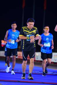 BIB: 43752
                            <button type="button" onclick="openModal(20537707)" class="btn btn-primary btn-sm float-right btn-popup" data-toggle="modal" data-target=".modal-high-quality">
                        <i class="fas fa-shopping-cart"></i> Add to Cart
                    </button>
                                            <button type="button" onclick="isThisMe(20537707, true)" class="btn btn-success btn-sm float-right btn-popup btn-isme hidden" data-toggle="tooltip" data-placement="bottom" title="นี่คือรูปของคุณใช่ไหม คลิกที่นี่เพื่อเอาเข้าอัลบั้ม">
                        <i class="fas fa-plus"></i> Add to album
                    </button>
                    <button type="button" onclick="isThisMe(20537707, false)" class="btn btn-warning btn-sm float-right btn-popup btn-isnotme hidden">
                        <i class="fas fa-ban"></i> Remove from album
                    </button>