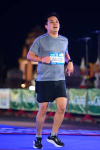 BIB: 299
                            <button type="button" onclick="openModal(20536793)" class="btn btn-primary btn-sm float-right btn-popup" data-toggle="modal" data-target=".modal-high-quality">
                        <i class="fas fa-shopping-cart"></i> Add to Cart
                    </button>
                                            <button type="button" onclick="isThisMe(20536793, true)" class="btn btn-success btn-sm float-right btn-popup btn-isme hidden" data-toggle="tooltip" data-placement="bottom" title="นี่คือรูปของคุณใช่ไหม คลิกที่นี่เพื่อเอาเข้าอัลบั้ม">
                        <i class="fas fa-plus"></i> Add to album
                    </button>
                    <button type="button" onclick="isThisMe(20536793, false)" class="btn btn-warning btn-sm float-right btn-popup btn-isnotme hidden">
                        <i class="fas fa-ban"></i> Remove from album
                    </button>