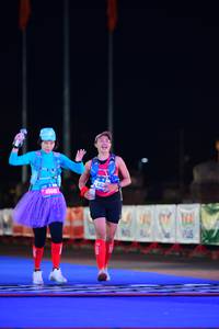 BIB: 440
                            <button type="button" onclick="openModal(20552379)" class="btn btn-primary btn-sm float-right btn-popup" data-toggle="modal" data-target=".modal-high-quality">
                        <i class="fas fa-shopping-cart"></i> Add to Cart
                    </button>
                                            <button type="button" onclick="isThisMe(20552379, true)" class="btn btn-success btn-sm float-right btn-popup btn-isme hidden" data-toggle="tooltip" data-placement="bottom" title="นี่คือรูปของคุณใช่ไหม คลิกที่นี่เพื่อเอาเข้าอัลบั้ม">
                        <i class="fas fa-plus"></i> Add to album
                    </button>
                    <button type="button" onclick="isThisMe(20552379, false)" class="btn btn-warning btn-sm float-right btn-popup btn-isnotme hidden">
                        <i class="fas fa-ban"></i> Remove from album
                    </button>