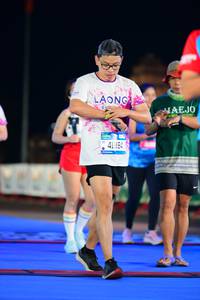 BIB: 41994
                            <button type="button" onclick="openModal(20534999)" class="btn btn-primary btn-sm float-right btn-popup" data-toggle="modal" data-target=".modal-high-quality">
                        <i class="fas fa-shopping-cart"></i> Add to Cart
                    </button>
                                            <button type="button" onclick="isThisMe(20534999, true)" class="btn btn-success btn-sm float-right btn-popup btn-isme hidden" data-toggle="tooltip" data-placement="bottom" title="นี่คือรูปของคุณใช่ไหม คลิกที่นี่เพื่อเอาเข้าอัลบั้ม">
                        <i class="fas fa-plus"></i> Add to album
                    </button>
                    <button type="button" onclick="isThisMe(20534999, false)" class="btn btn-warning btn-sm float-right btn-popup btn-isnotme hidden">
                        <i class="fas fa-ban"></i> Remove from album
                    </button>