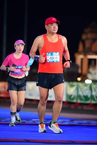 BIB: 215, 42615
                            <button type="button" onclick="openModal(20535586)" class="btn btn-primary btn-sm float-right btn-popup" data-toggle="modal" data-target=".modal-high-quality">
                        <i class="fas fa-shopping-cart"></i> Add to Cart
                    </button>
                                            <button type="button" onclick="isThisMe(20535586, true)" class="btn btn-success btn-sm float-right btn-popup btn-isme hidden" data-toggle="tooltip" data-placement="bottom" title="นี่คือรูปของคุณใช่ไหม คลิกที่นี่เพื่อเอาเข้าอัลบั้ม">
                        <i class="fas fa-plus"></i> Add to album
                    </button>
                    <button type="button" onclick="isThisMe(20535586, false)" class="btn btn-warning btn-sm float-right btn-popup btn-isnotme hidden">
                        <i class="fas fa-ban"></i> Remove from album
                    </button>