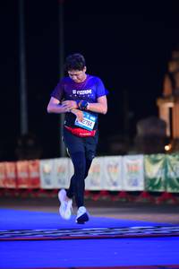 BIB: 2784
                            <button type="button" onclick="openModal(20553261)" class="btn btn-primary btn-sm float-right btn-popup" data-toggle="modal" data-target=".modal-high-quality">
                        <i class="fas fa-shopping-cart"></i> Add to Cart
                    </button>
                                            <button type="button" onclick="isThisMe(20553261, true)" class="btn btn-success btn-sm float-right btn-popup btn-isme hidden" data-toggle="tooltip" data-placement="bottom" title="นี่คือรูปของคุณใช่ไหม คลิกที่นี่เพื่อเอาเข้าอัลบั้ม">
                        <i class="fas fa-plus"></i> Add to album
                    </button>
                    <button type="button" onclick="isThisMe(20553261, false)" class="btn btn-warning btn-sm float-right btn-popup btn-isnotme hidden">
                        <i class="fas fa-ban"></i> Remove from album
                    </button>